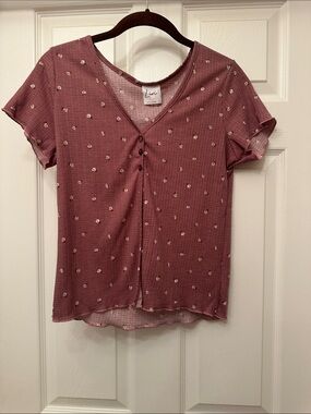 Olivia Rae Rose-Mauve Floral V-Neck Button Tee